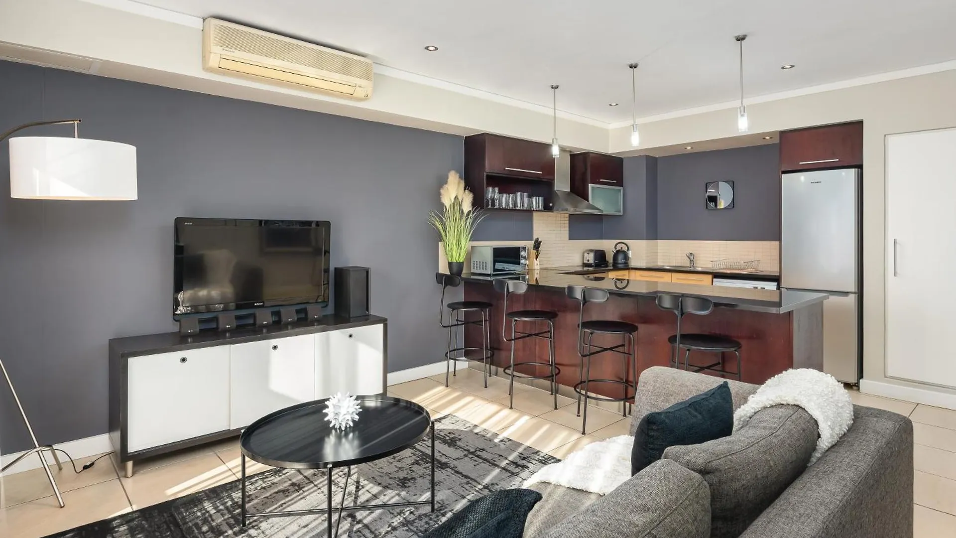 Icon Apartments Cape Town 0*,  South Africa